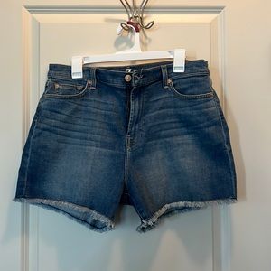 7 for All Mankind Stretch High Waist Denim Shorts Size 32 Never worn!